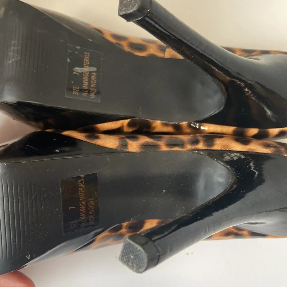 Charlotte Russe Leopard animal print high heels size 7 - Picture 7 of 8